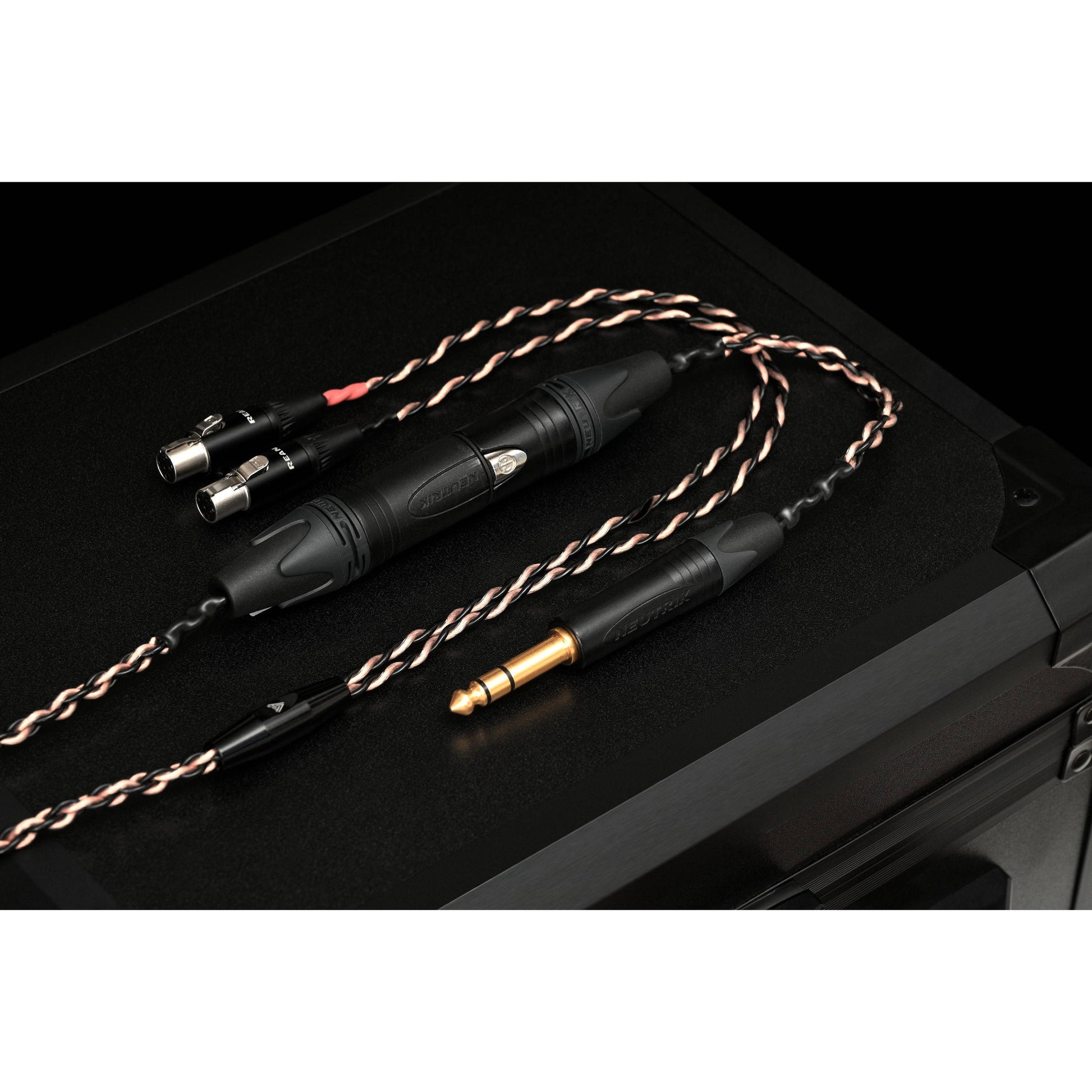 Audeze LCD-4Z Magnesium/Gold with Travel Case-🟢 PremiumHIFI audio store