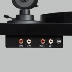 Pro-Ject E1.2 BT Bluetooth and phono outputs