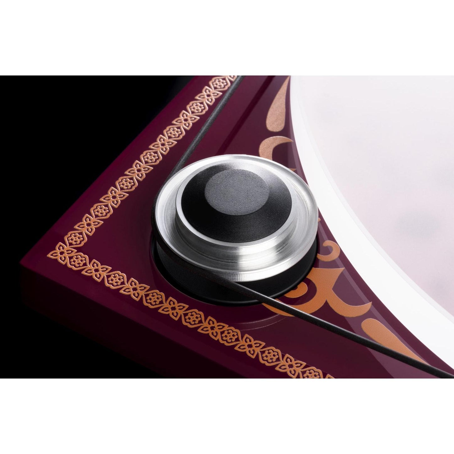 Pro-Ject ART - ESSENTIAL III GEORGE HARRISON (OM10)-🟢 PremiumHIFI audio store. We craft High Fidelity sound wherever you are