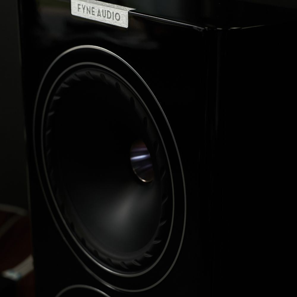 F703 pair - PremiumHIFI