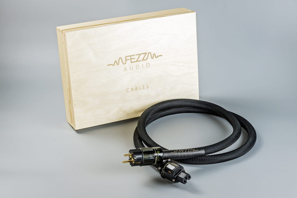 Fezz Audio Auriga Reference empowered by Ziggy - 230V mains power cable-Fezz Audio-PremiumHIFI